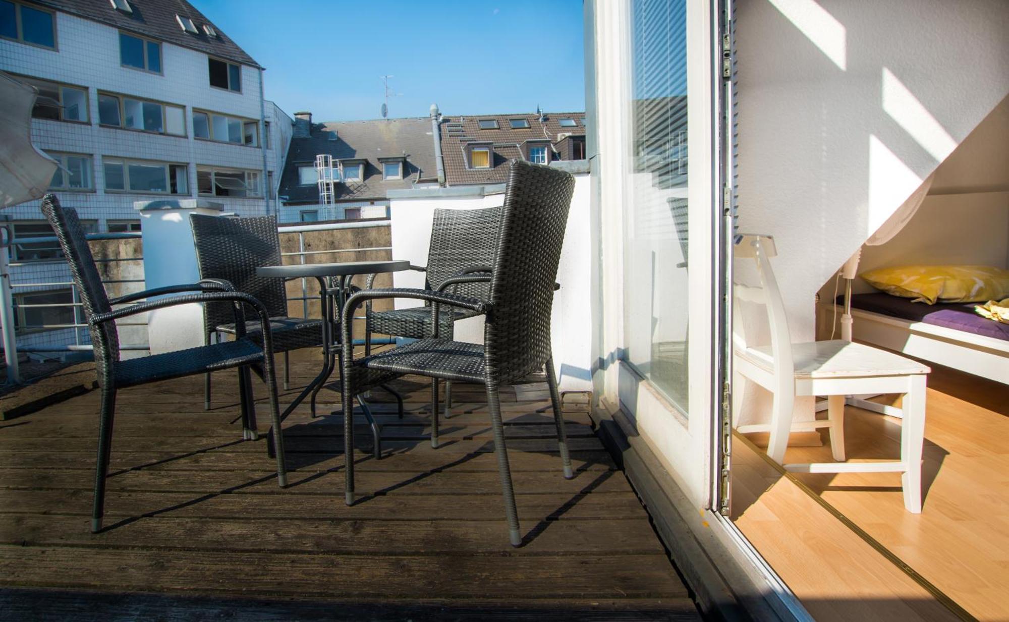 דיסלדורף Altstadt Apartment Charly מראה חיצוני תמונה